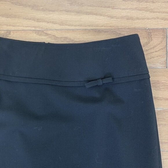 Amanda Smith pencil skirt SZ 12 Black with tiny bow accent at waist - Picture 2 of 6